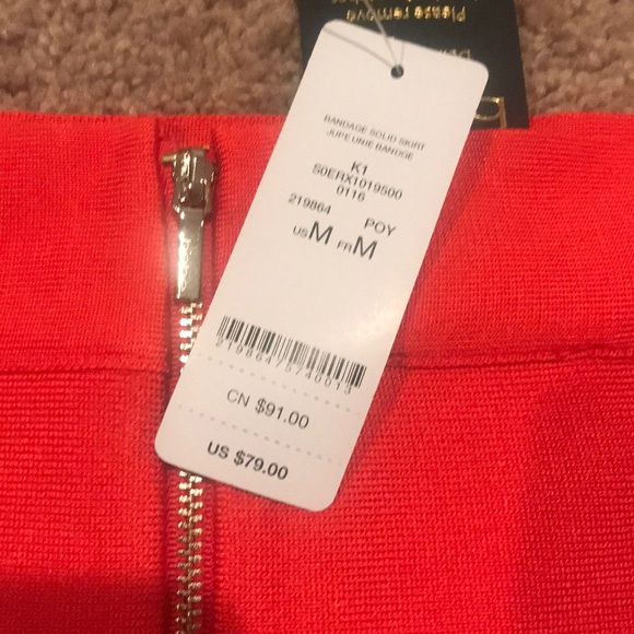 Bebe mini skirt - Picture 3 of 3